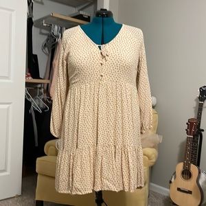 Beige Floral patterned long sleeve dress size XL
